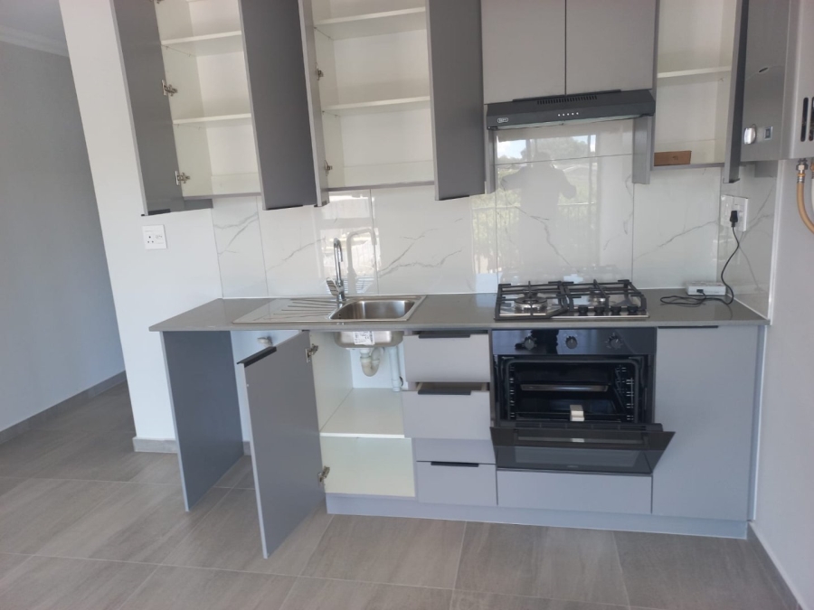 1 Bedroom Property for Sale in Table View Western Cape